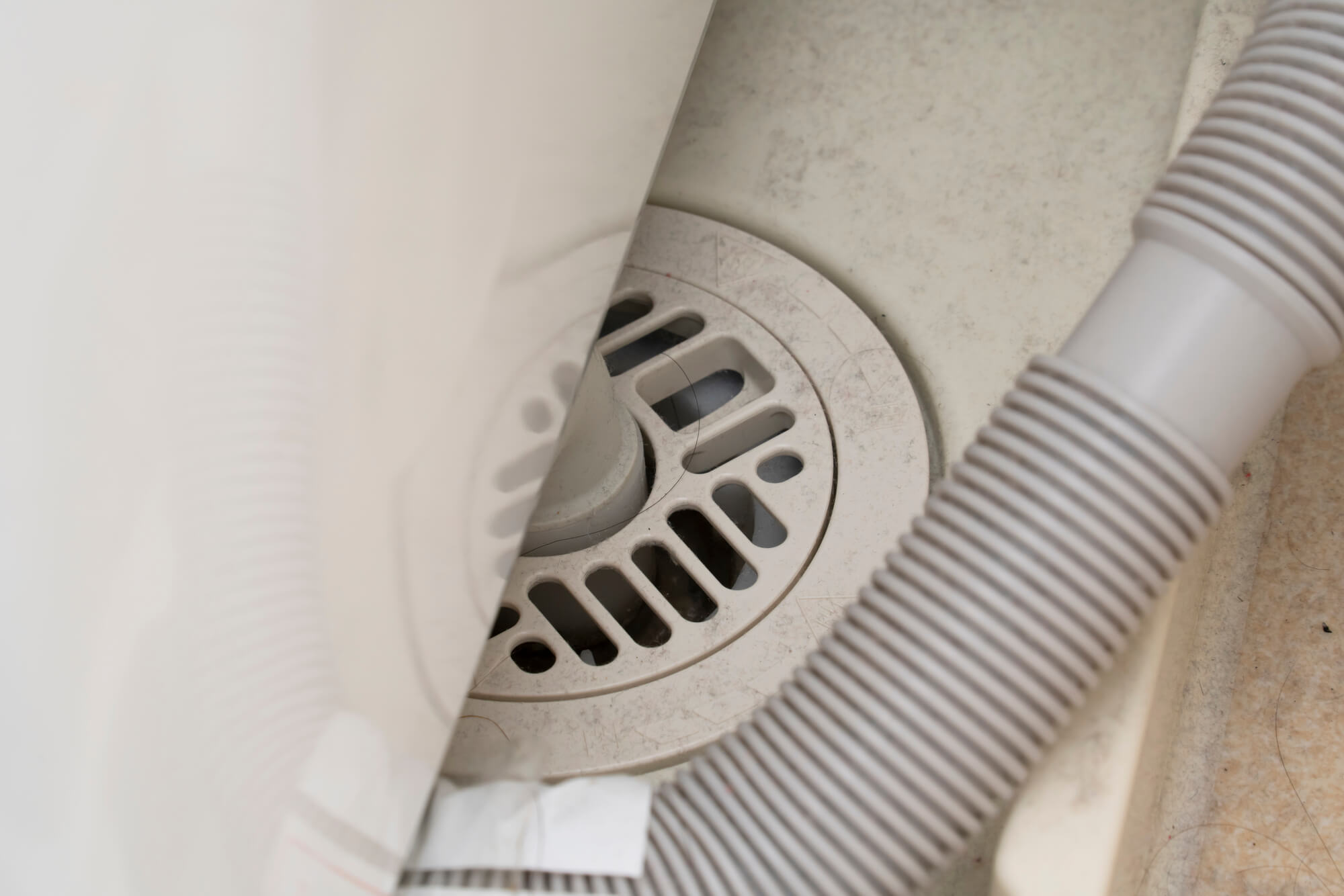 洗濯機の排水口が汚れる・つまる原因