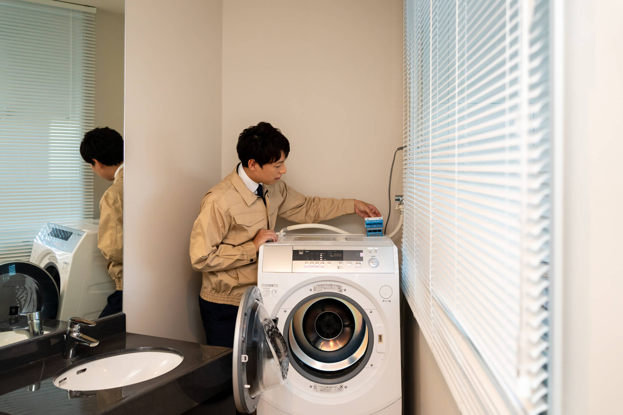 解決できないなら水道業者に依頼しましょう